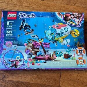 🐬Brand New In Box🐬 LEGO Friends Dolphin Rescue Mission Set - Blue, Pink, Yellow